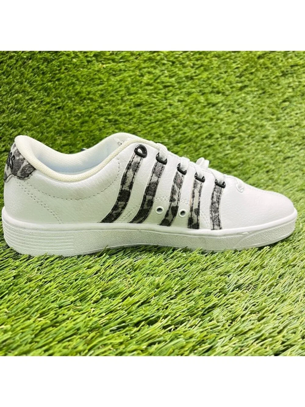 K-Swiss Court Pro II Leopard Womens Size 7 White Black Athletic Shoes Sneakers